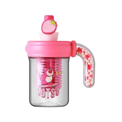 海洋球塑料杯-滑翔草莓熊
